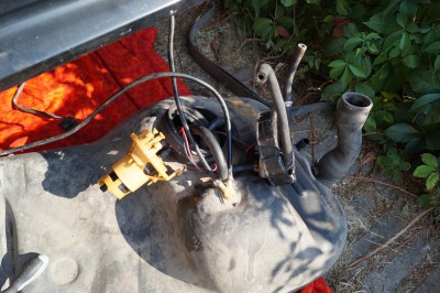 Klick um die Datei 2020-09-15 09-38 Calibra Tank 2.JPG in voller Größe zu öffnen