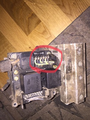 Klick um die Datei 6754D992-D8CF-4EBD-BBF7-F20CF3007F5A.jpeg in voller Größe zu öffnen