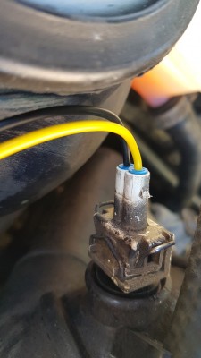 Klick um die Datei Stecker Ansauglufttemperatursensor.jpg in voller Größe zu öffnen