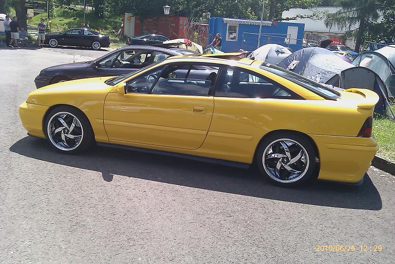 Und die Felgen find ich auch richtig gut...